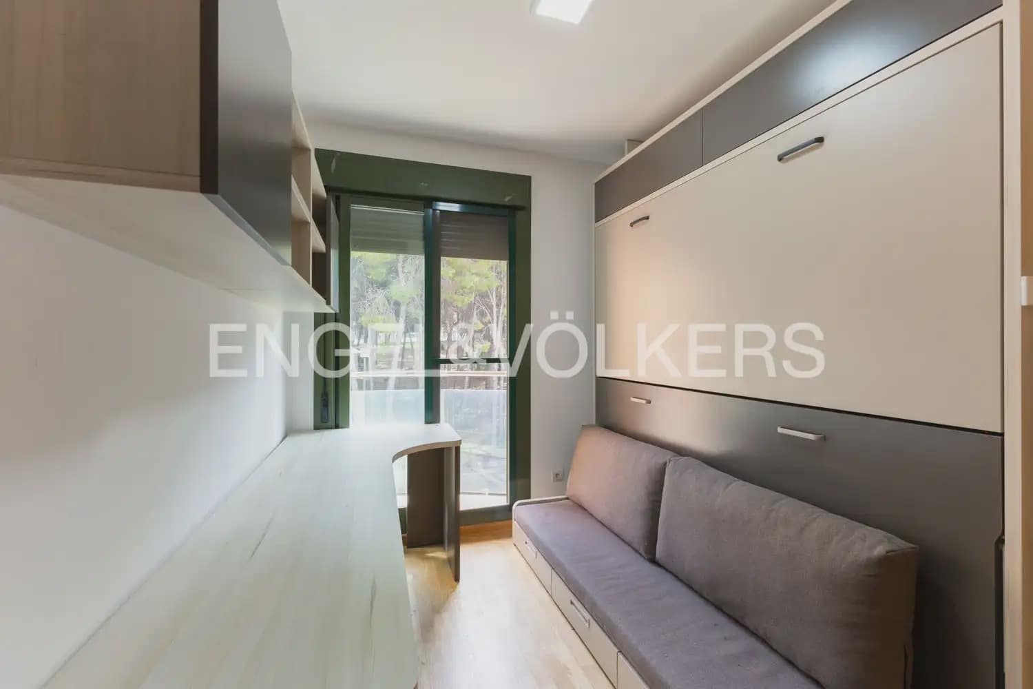 3 Zimmer Reihenhaus zu vermieten in Betera mit Pool Garage - 2.200 € (Ref: 10185201)