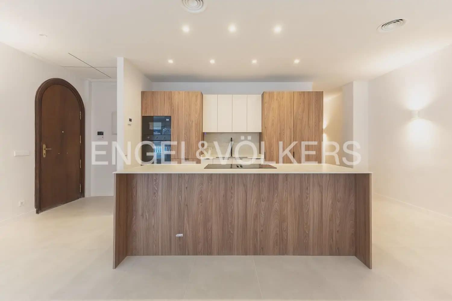 5 sypialnia Mieszkanie do wynajęcia w Miasto Walencja z garażem - 4 500 € (Ref: 10185898)