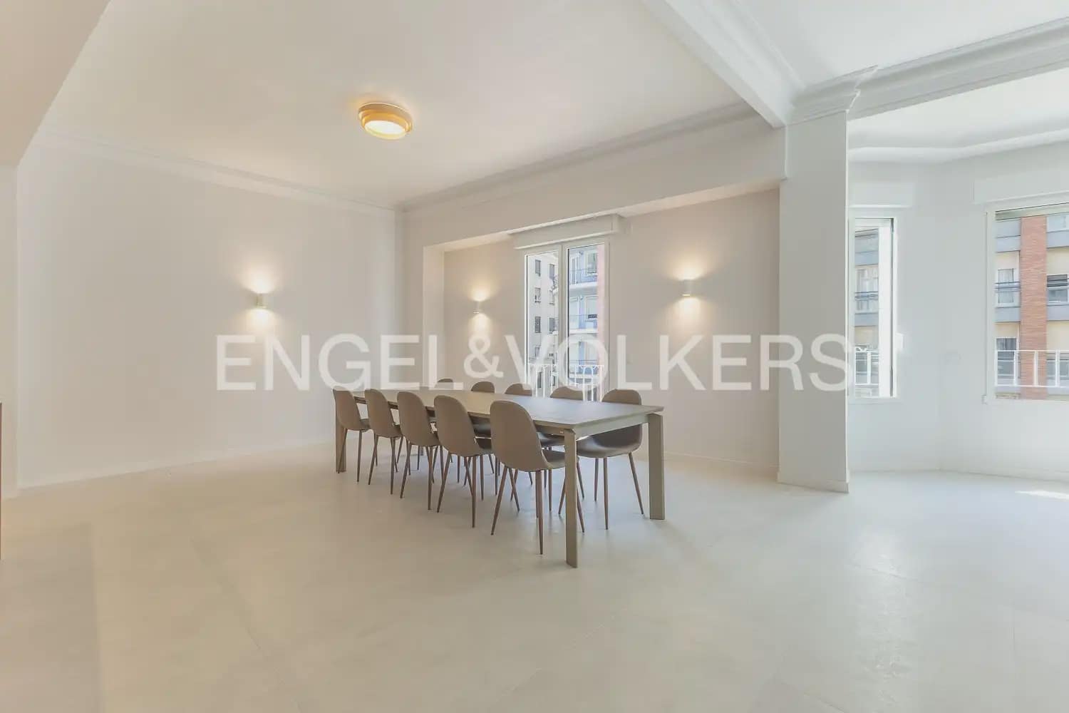 5 sypialnia Mieszkanie do wynajęcia w Miasto Walencja z garażem - 4 500 € (Ref: 10185898)