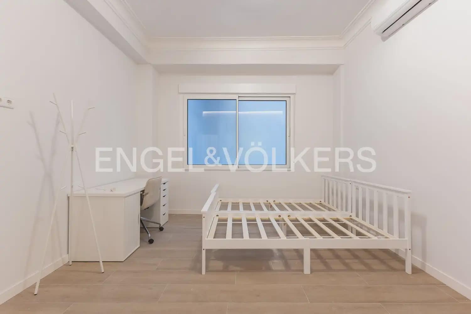 5 sypialnia Mieszkanie do wynajęcia w Miasto Walencja z garażem - 4 500 € (Ref: 10185898)