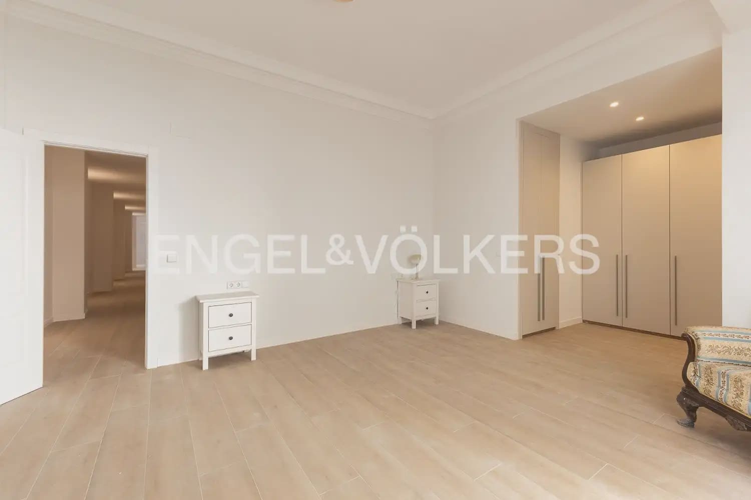 5 sypialnia Mieszkanie do wynajęcia w Miasto Walencja z garażem - 4 500 € (Ref: 10185898)