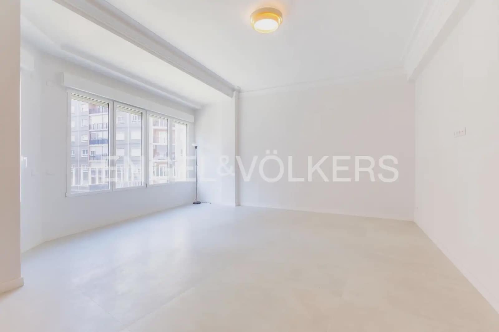 5 sypialnia Mieszkanie do wynajęcia w Miasto Walencja z garażem - 4 500 € (Ref: 10185898)