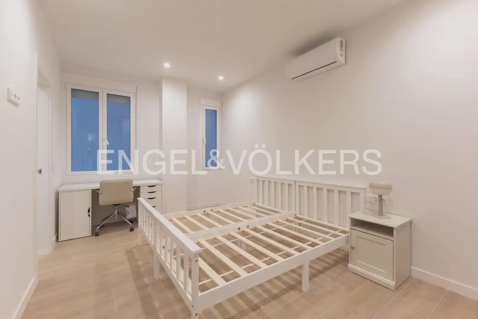 5 sypialnia Mieszkanie do wynajęcia w Miasto Walencja z garażem - 4 500 € (Ref: 10185898)