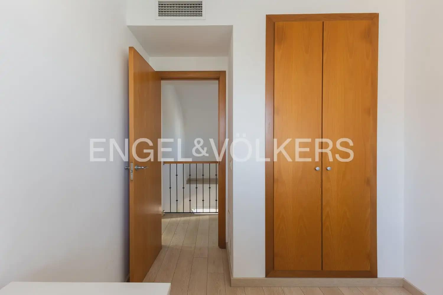 3 quarto Moradia para venda em Daimus com piscina garagem - 420 000 € (Ref: 10185899)