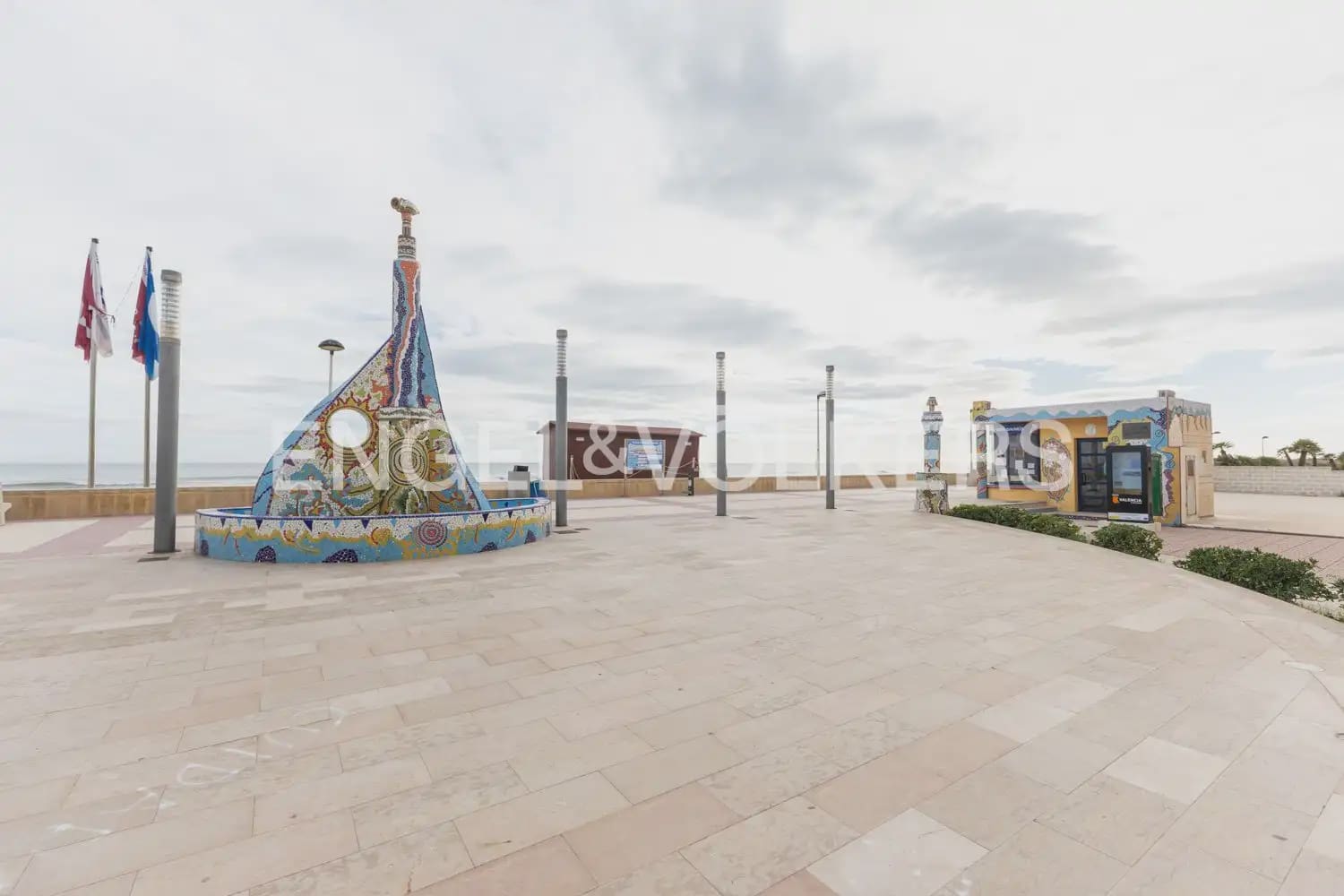 3 quarto Moradia para venda em Daimus com piscina garagem - 420 000 € (Ref: 10185899)