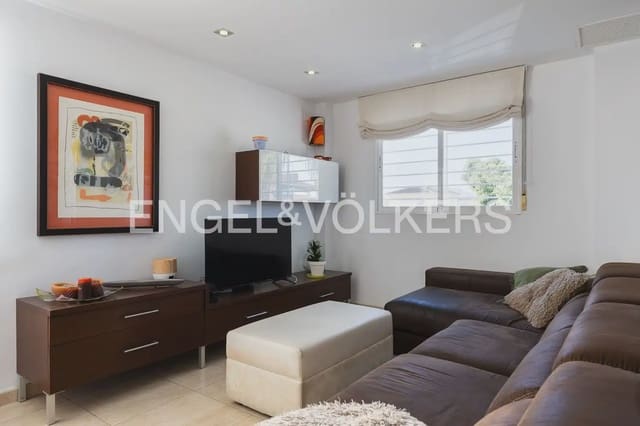 3 quarto Moradia para venda em Daimús com piscina garagem - 420 000 € (Ref: 10185899)