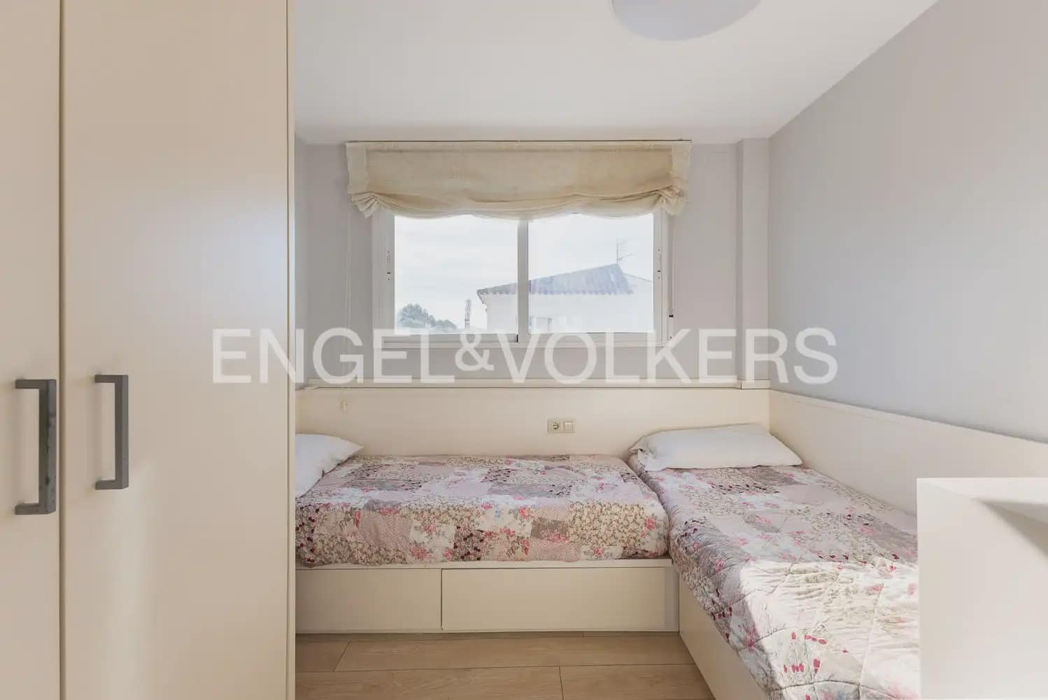 3 quarto Moradia para venda em Daimus com piscina garagem - 420 000 € (Ref: 10185899)