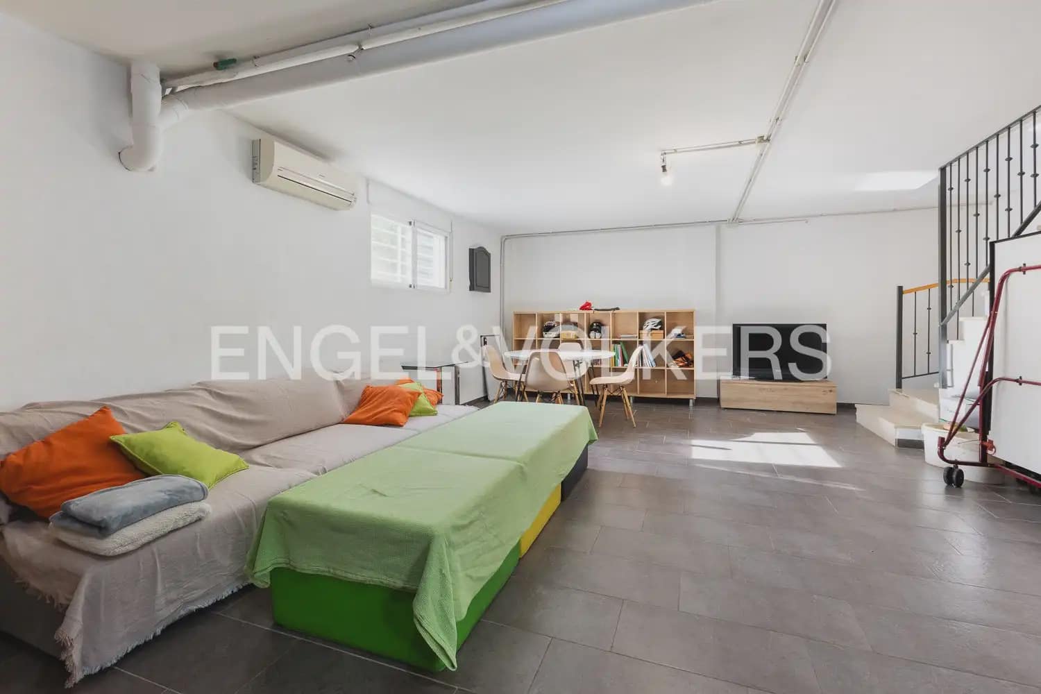 3 quarto Moradia para venda em Daimus com piscina garagem - 420 000 € (Ref: 10185899)