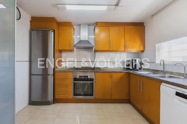 3 quarto Moradia para venda em Daimús com piscina garagem - 420 000 € (Ref: 10185899)