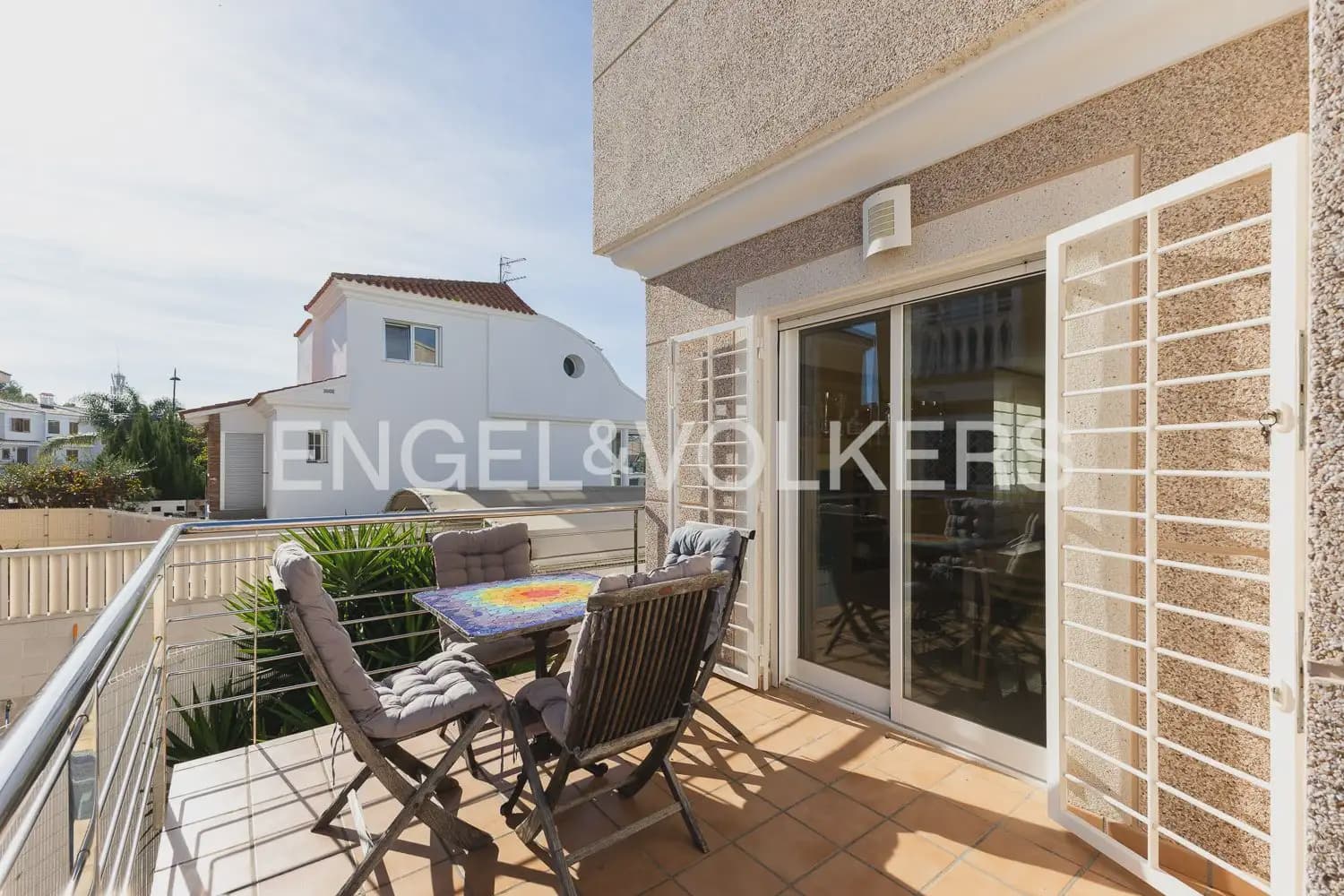 3 quarto Moradia para venda em Daimus com piscina garagem - 420 000 € (Ref: 10185899)