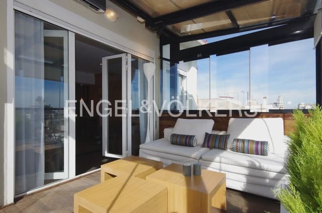 2 bedroom Penthouse for sale in Sant Francesc, Valencia city - € 630,000 (Ref: 10185901)