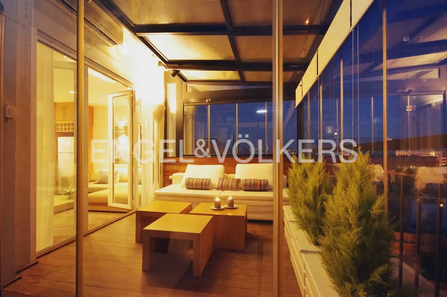 2 Zimmer Penthouse zu verkaufen in Valencia Stadt - 630.000 € (Ref: 10185901)