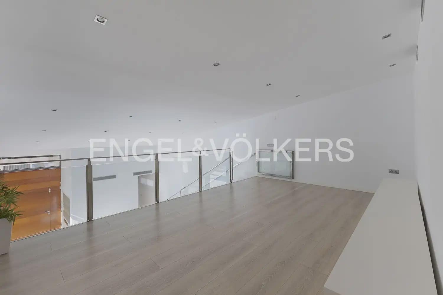 6 soverom Villa til salgs i Betera med svømmebasseng garasje - € 1 800 000 (Ref: 10185902)