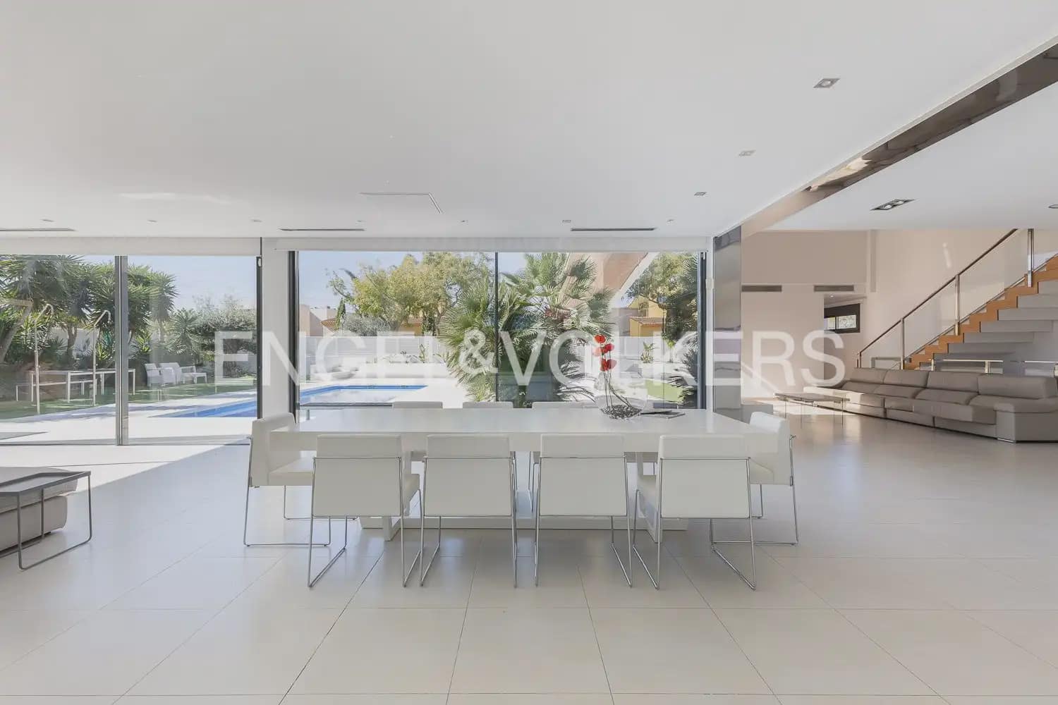 6 soverom Villa til salgs i Betera med svømmebasseng garasje - € 1 800 000 (Ref: 10185902)