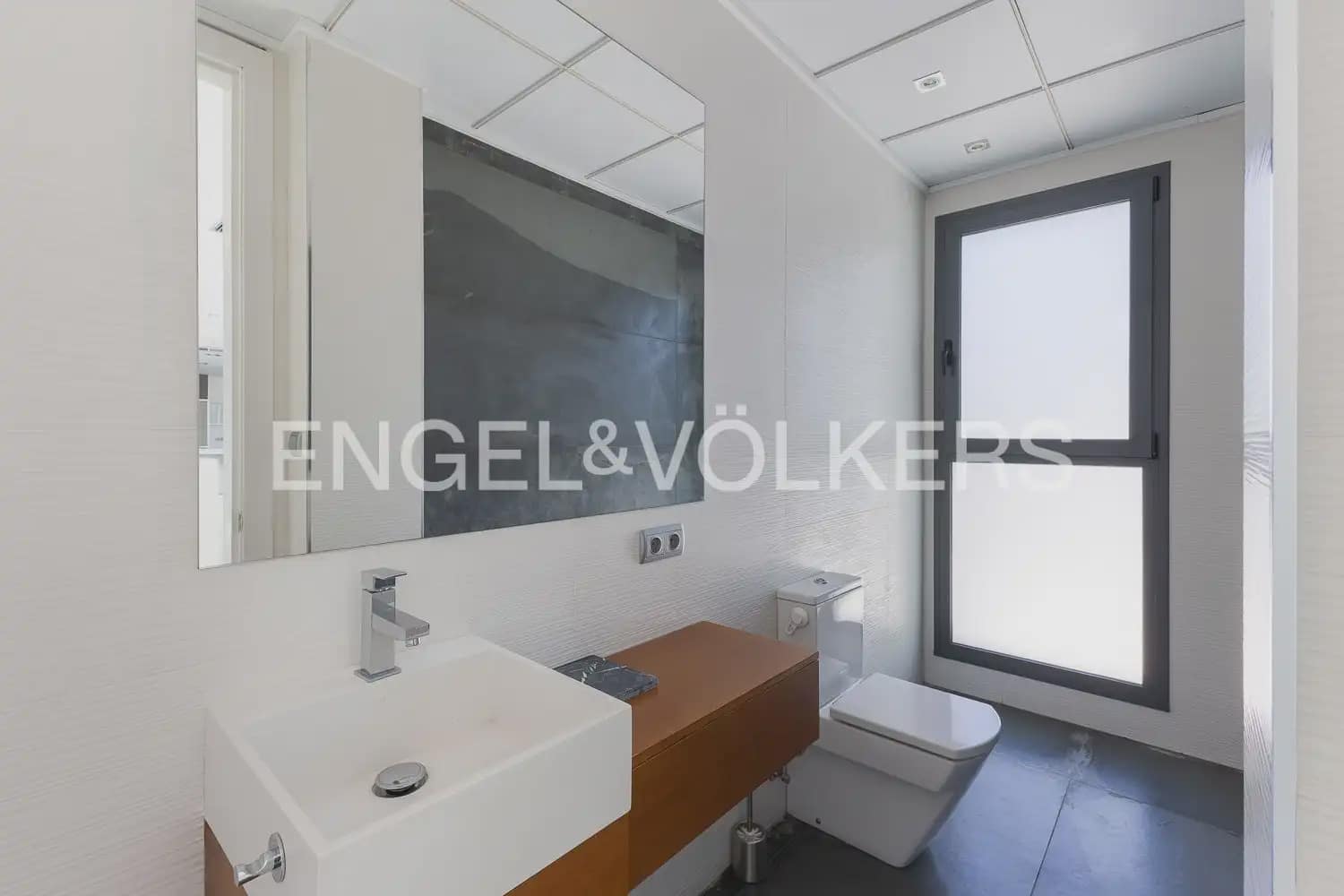 6 soverom Villa til salgs i Betera med svømmebasseng garasje - € 1 800 000 (Ref: 10185902)