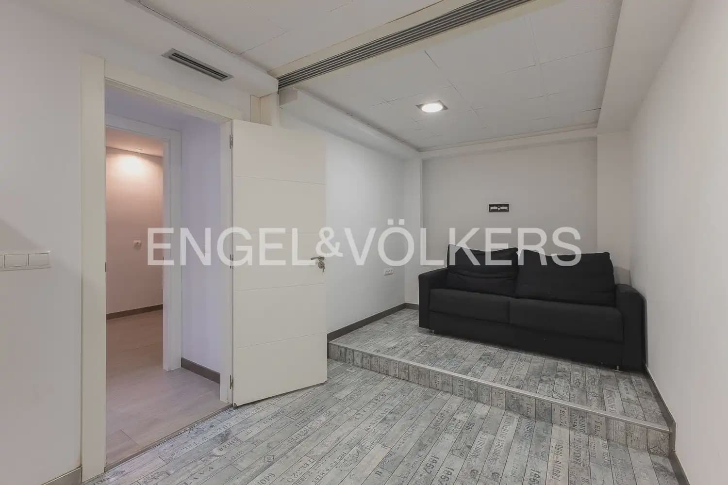 6 soverom Villa til salgs i Betera med svømmebasseng garasje - € 1 800 000 (Ref: 10185902)