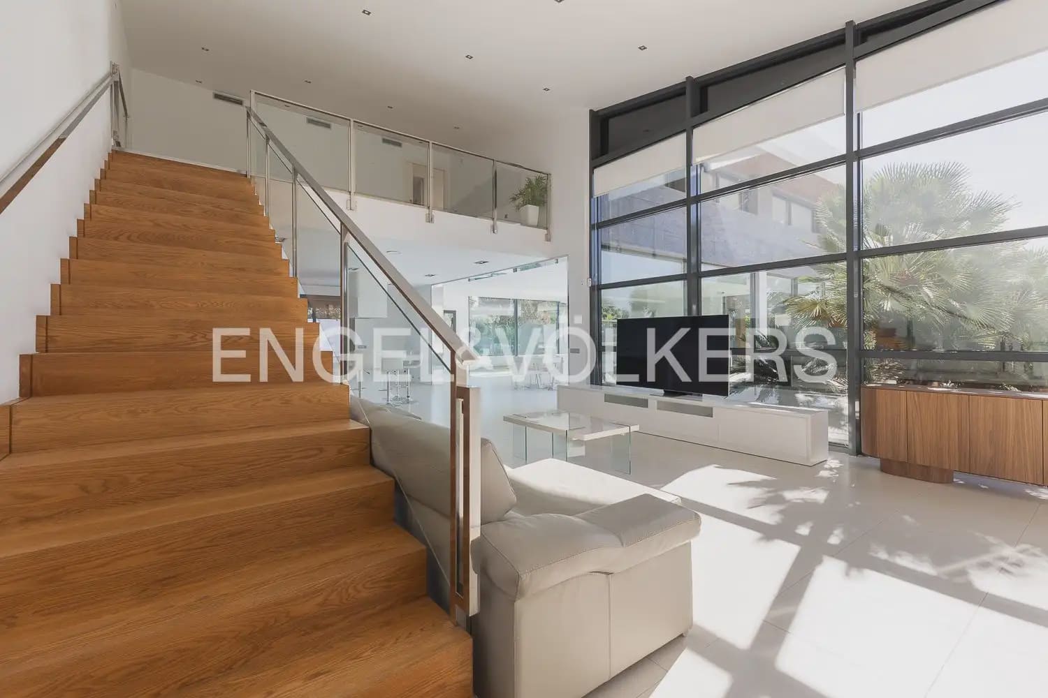 6 soverom Villa til salgs i Betera med svømmebasseng garasje - € 1 800 000 (Ref: 10185902)