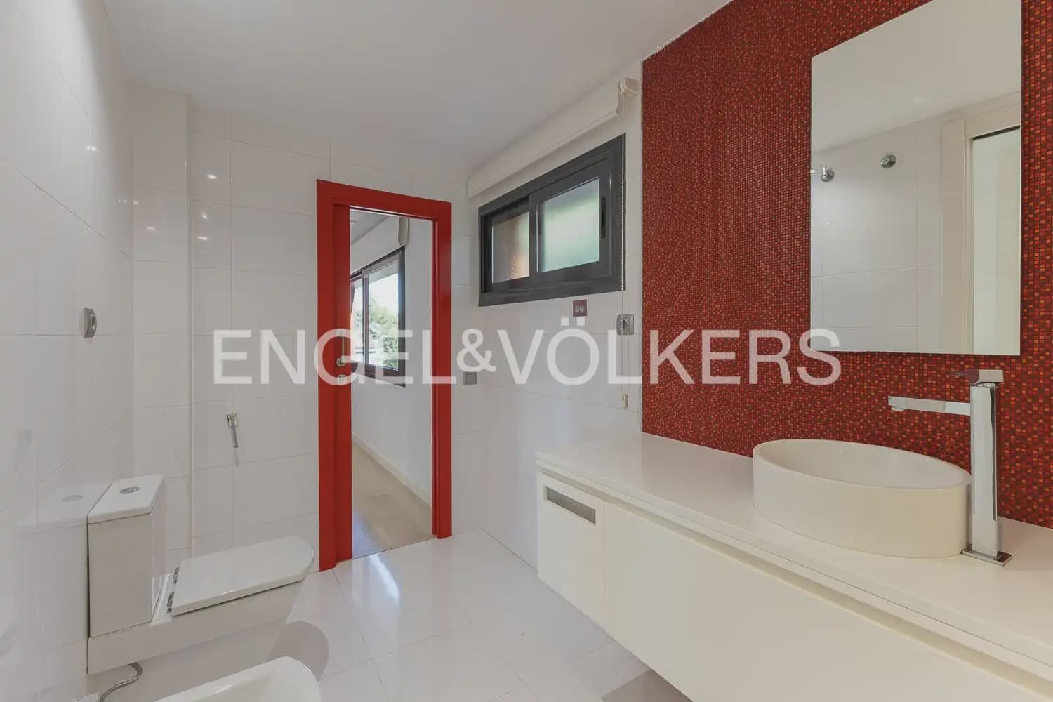 6 soverom Villa til salgs i Betera med svømmebasseng garasje - € 1 800 000 (Ref: 10185902)