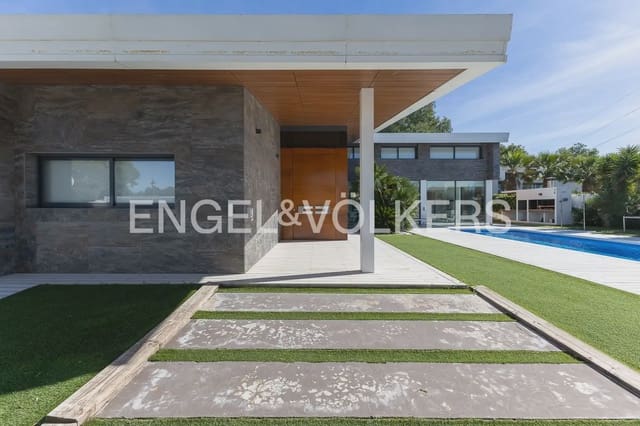 6 soverom Villa til salgs i Bétera med svømmebasseng garasje - € 1 800 000 (Ref: 10185902)