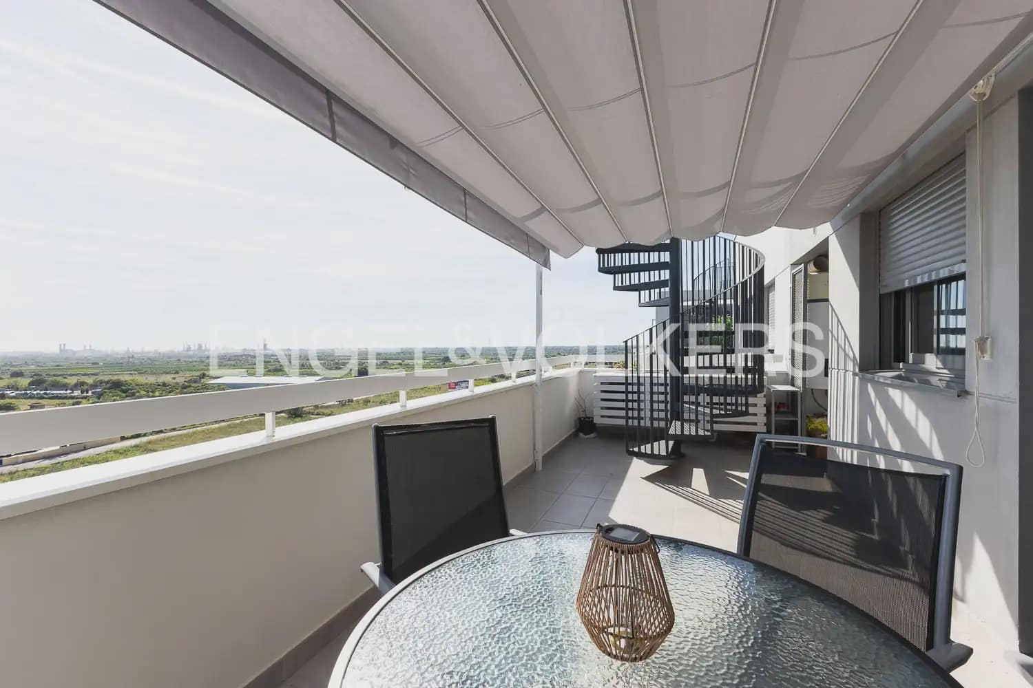3 slaapkamer Penthouse te koop in Castello de la Plana met zwembad garage - € 390.000 (Ref: 10185989)
