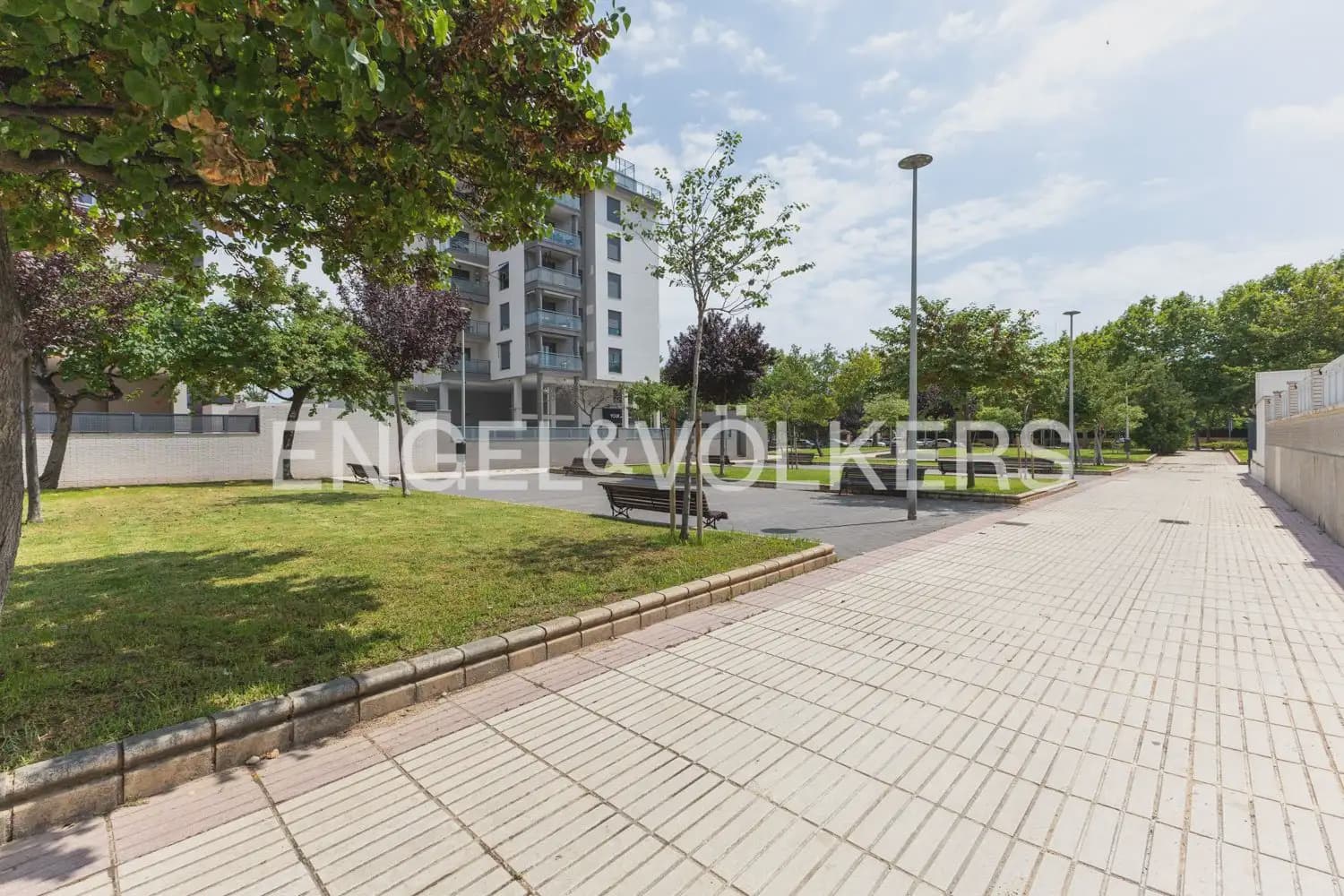 3 slaapkamer Penthouse te koop in Castello de la Plana met zwembad garage - € 390.000 (Ref: 10185989)