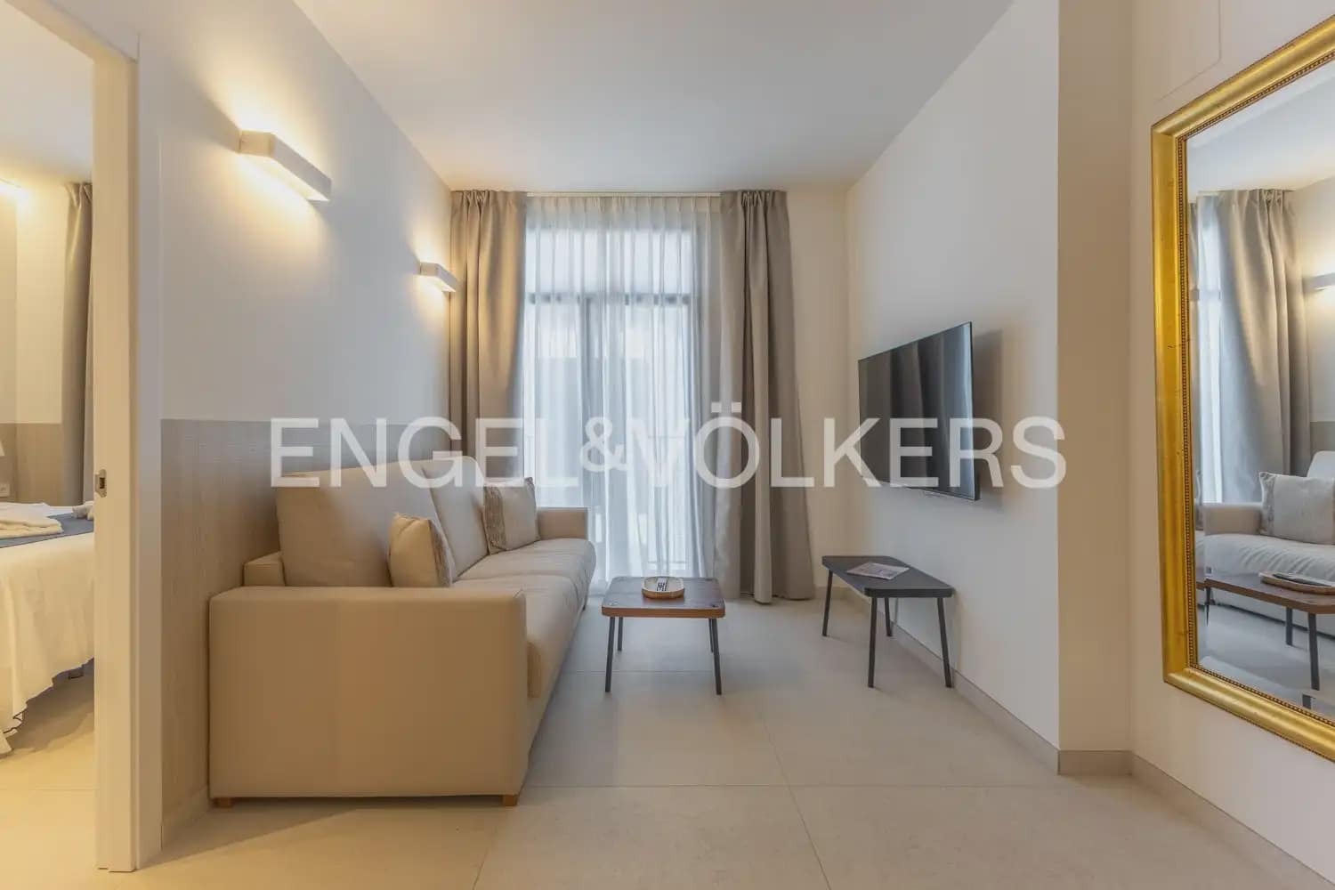 1 slaapkamer Flat te huur in Valencia stad - € 3.000 (Ref: 10186180)