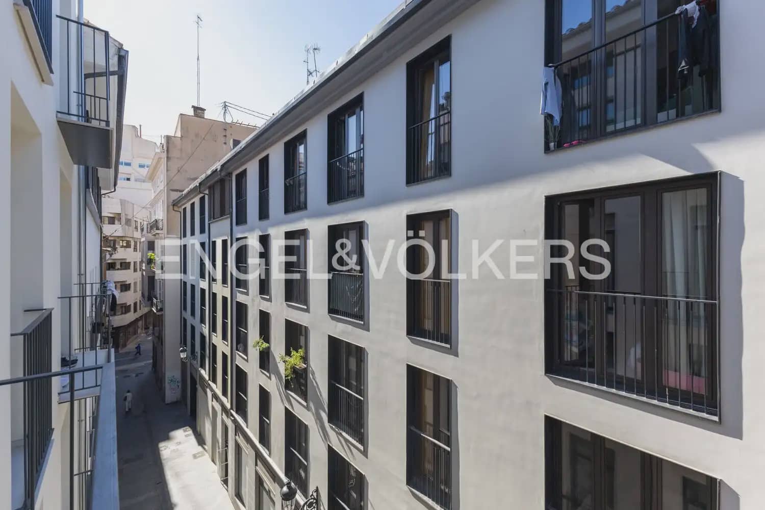 1 slaapkamer Flat te huur in Valencia stad - € 3.000 (Ref: 10186180)