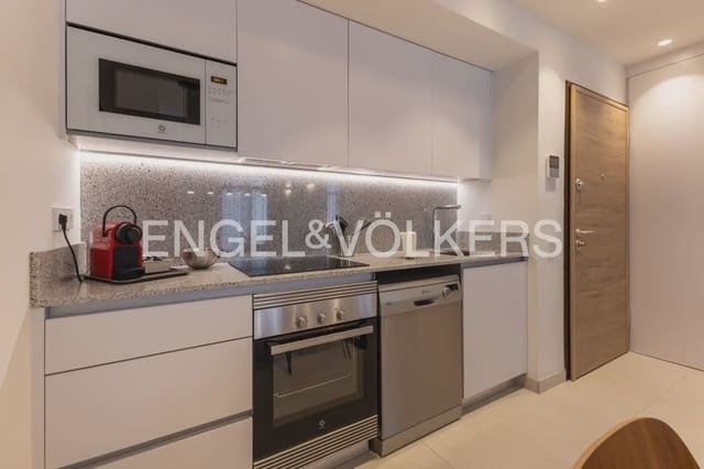 1 slaapkamer Flat te huur in El Mercat, Valencia stad - € 3.000 (Ref: 10186180)