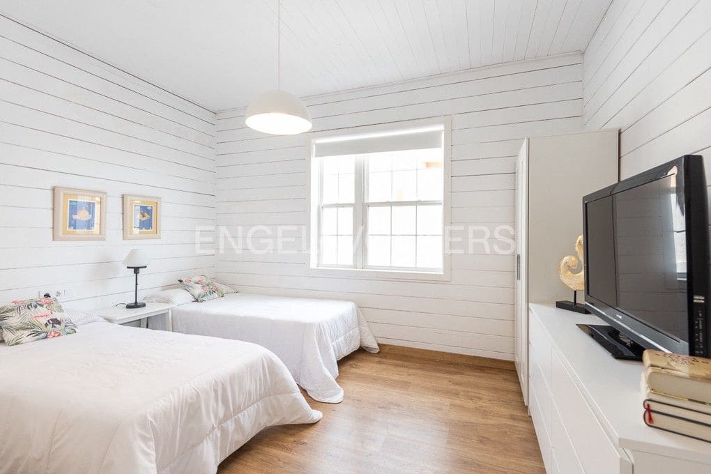 4 slaapkamer Villa te koop in Moncofa met zwembad garage - € 465.000 (Ref: 8229709)