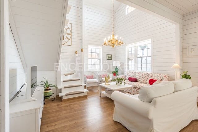 4 slaapkamer Villa te koop in Moncofa met zwembad garage - € 465.000 (Ref: 8229709)