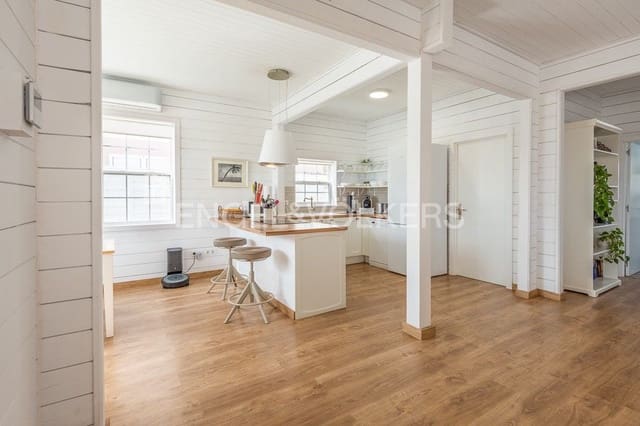 4 slaapkamer Villa te koop in Moncofa met zwembad garage - € 465.000 (Ref: 8229709)