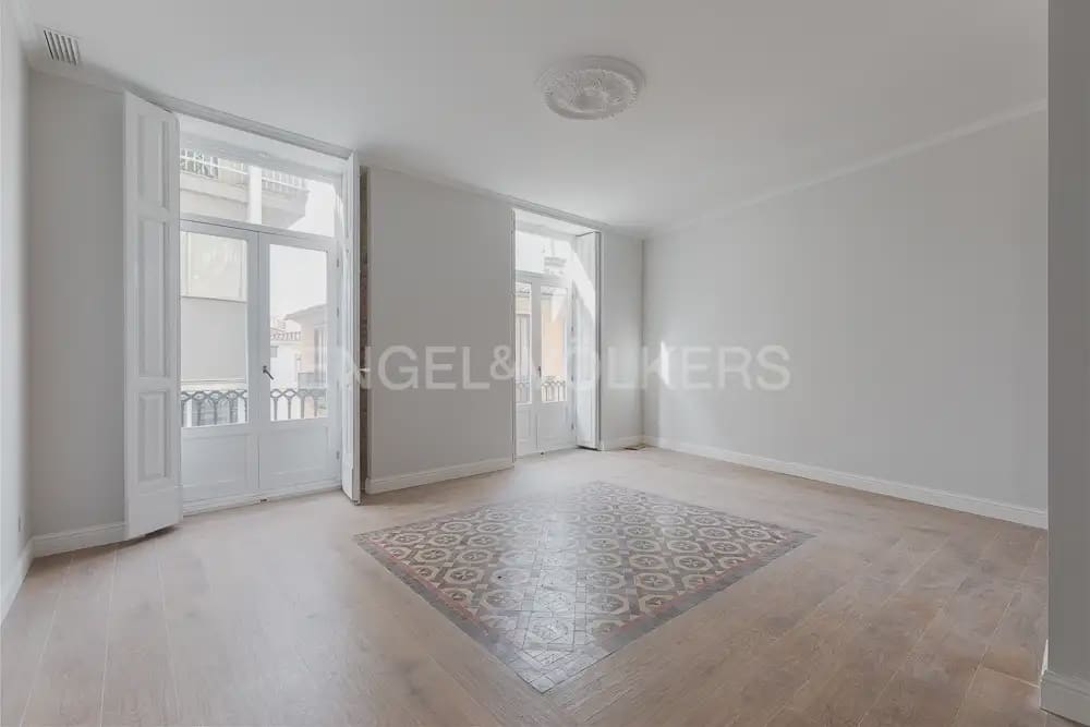 2 slaapkamer Flat te koop in Valencia stad - € 540.000 (Ref: 8234586)