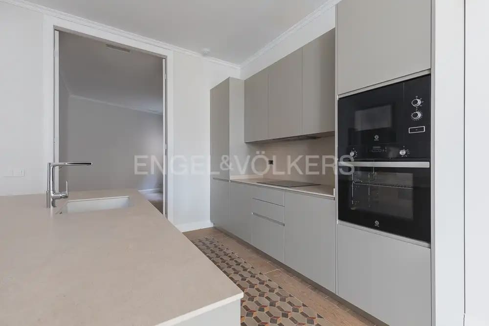 2 slaapkamer Flat te koop in Valencia stad - € 540.000 (Ref: 8234586)