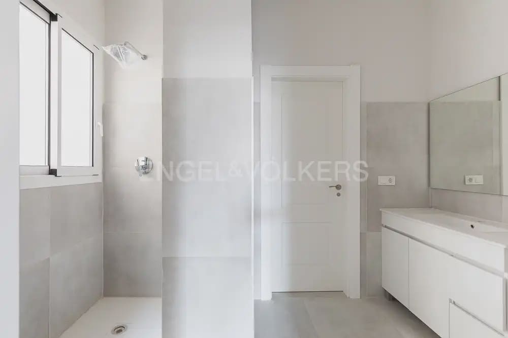 2 slaapkamer Flat te koop in Valencia stad - € 540.000 (Ref: 8234586)