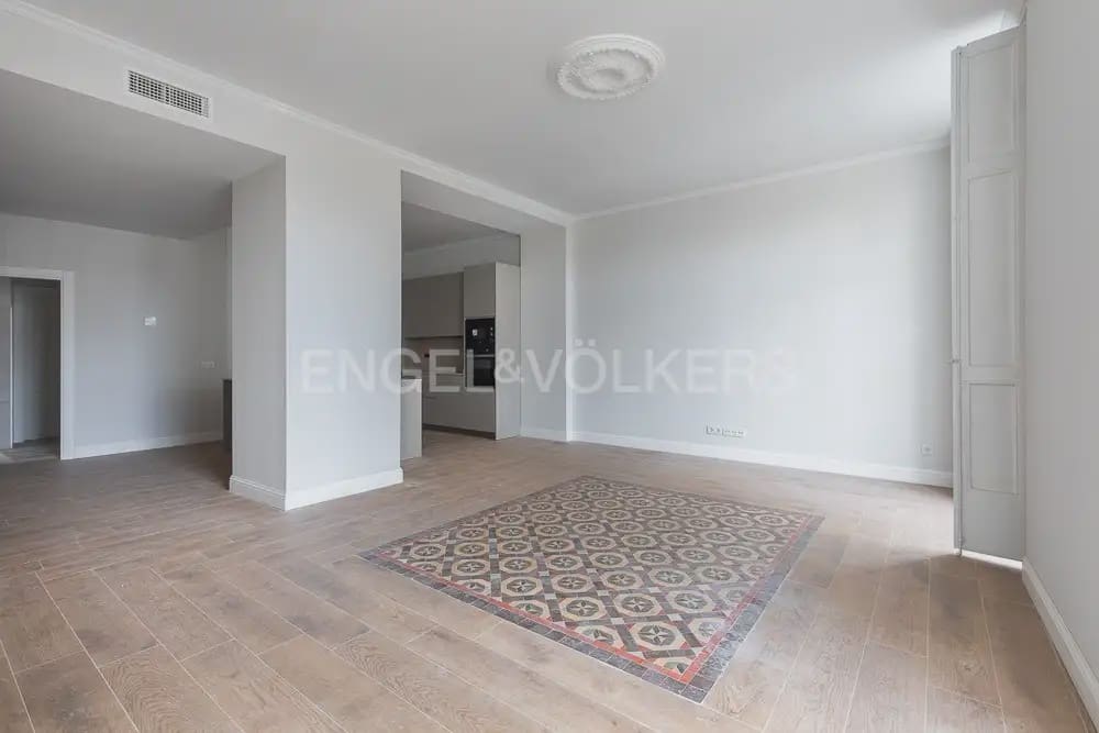 2 slaapkamer Flat te koop in Valencia stad - € 540.000 (Ref: 8234586)