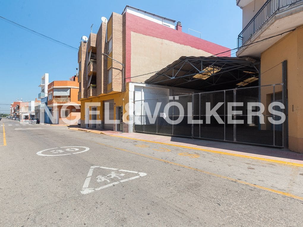 Building Plot for sale in Corbera - € 650,000 (Ref: 8234696)