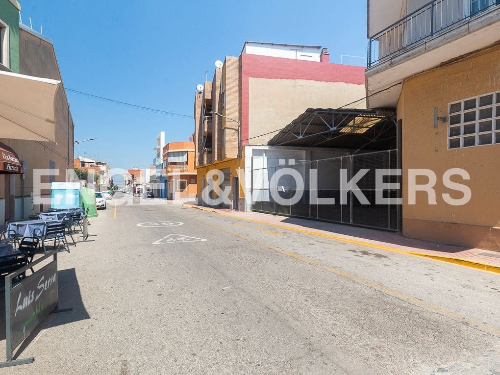 Building Plot for sale in Corbera - € 650,000 (Ref: 8234696)