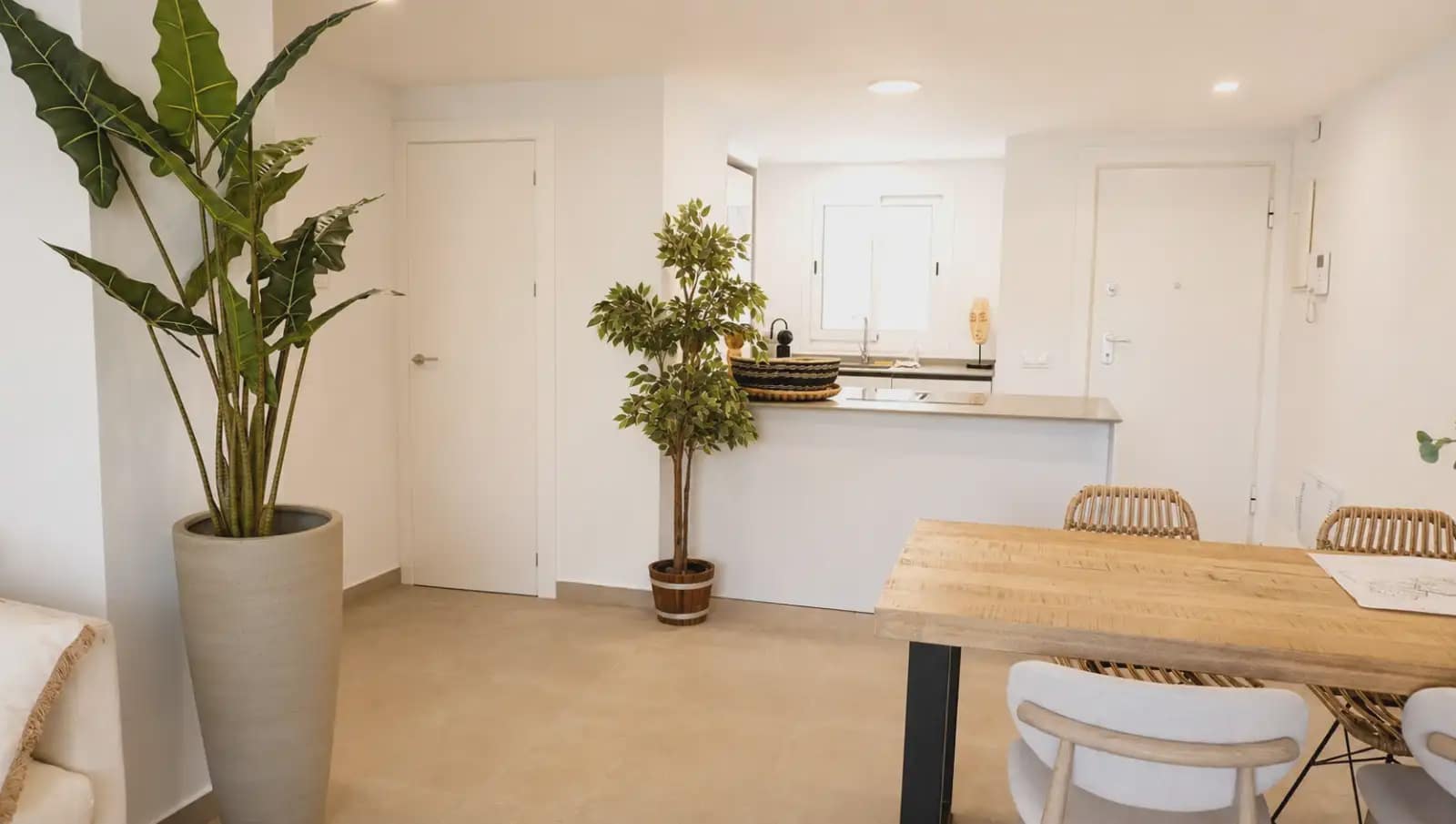 2 bedroom Flat for sale in Denia with pool garage - € 381,150 (Ref: 8234700)