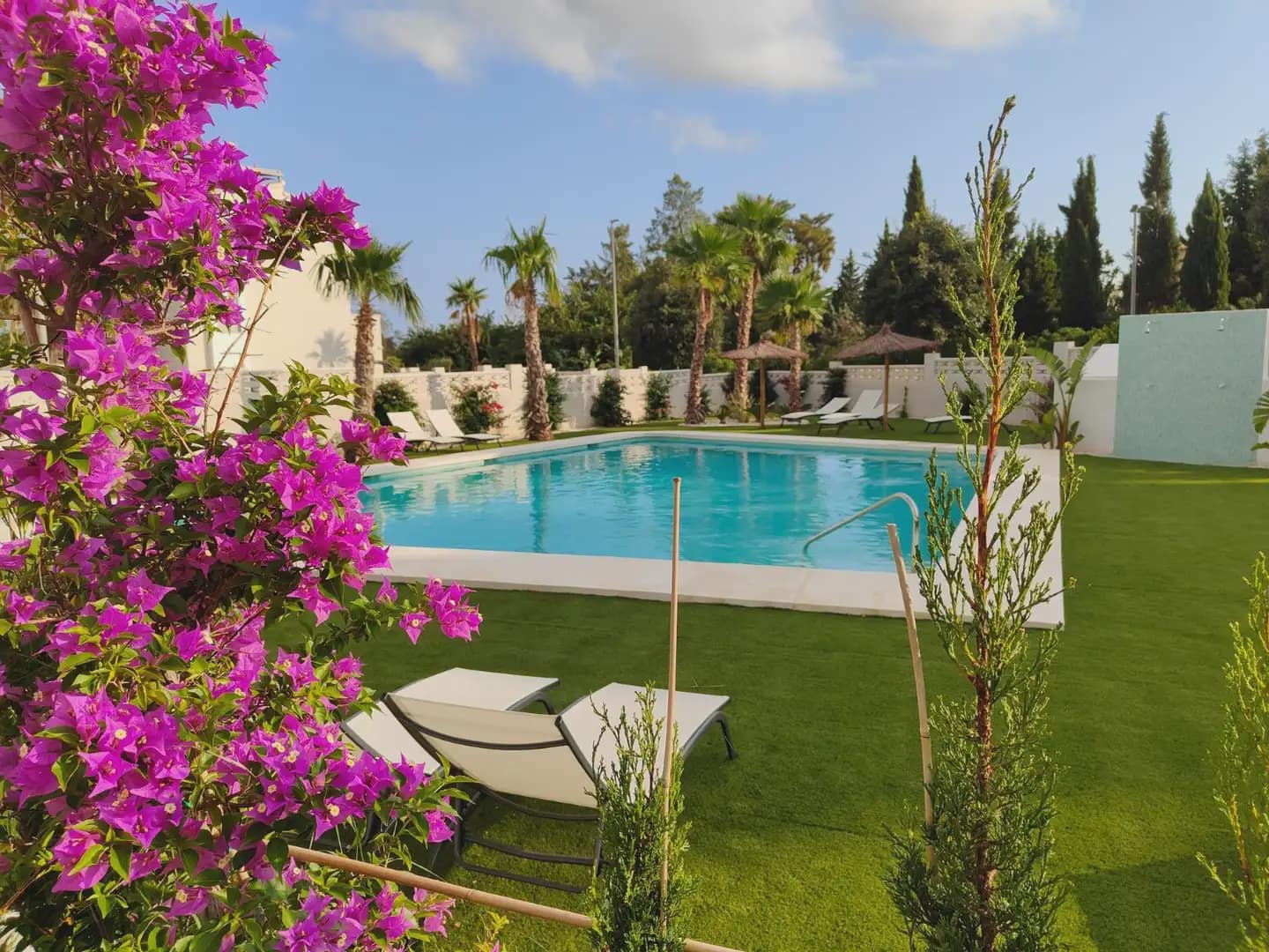 2 bedroom Flat for sale in Denia with pool garage - € 381,150 (Ref: 8234700)