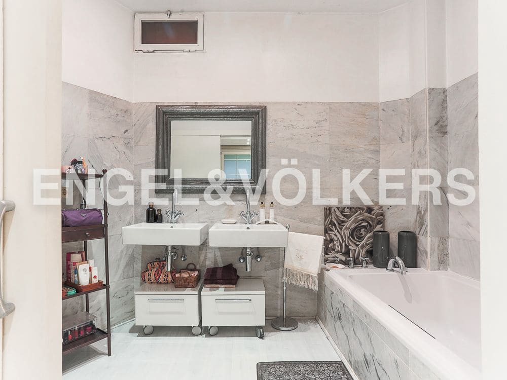 4 Zimmer Wohnung zu verkaufen in Valencia Stadt mit Garage - 1.650.000 € (Ref: 8234719)