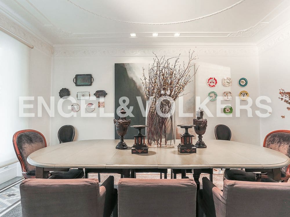 4 Zimmer Wohnung zu verkaufen in Valencia Stadt mit Garage - 1.650.000 € (Ref: 8234719)