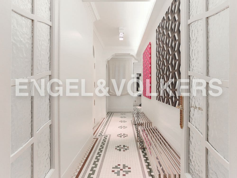 4 Zimmer Wohnung zu verkaufen in Valencia Stadt mit Garage - 1.650.000 € (Ref: 8234719)