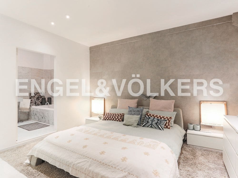 4 Zimmer Wohnung zu verkaufen in Valencia Stadt mit Garage - 1.650.000 € (Ref: 8234719)