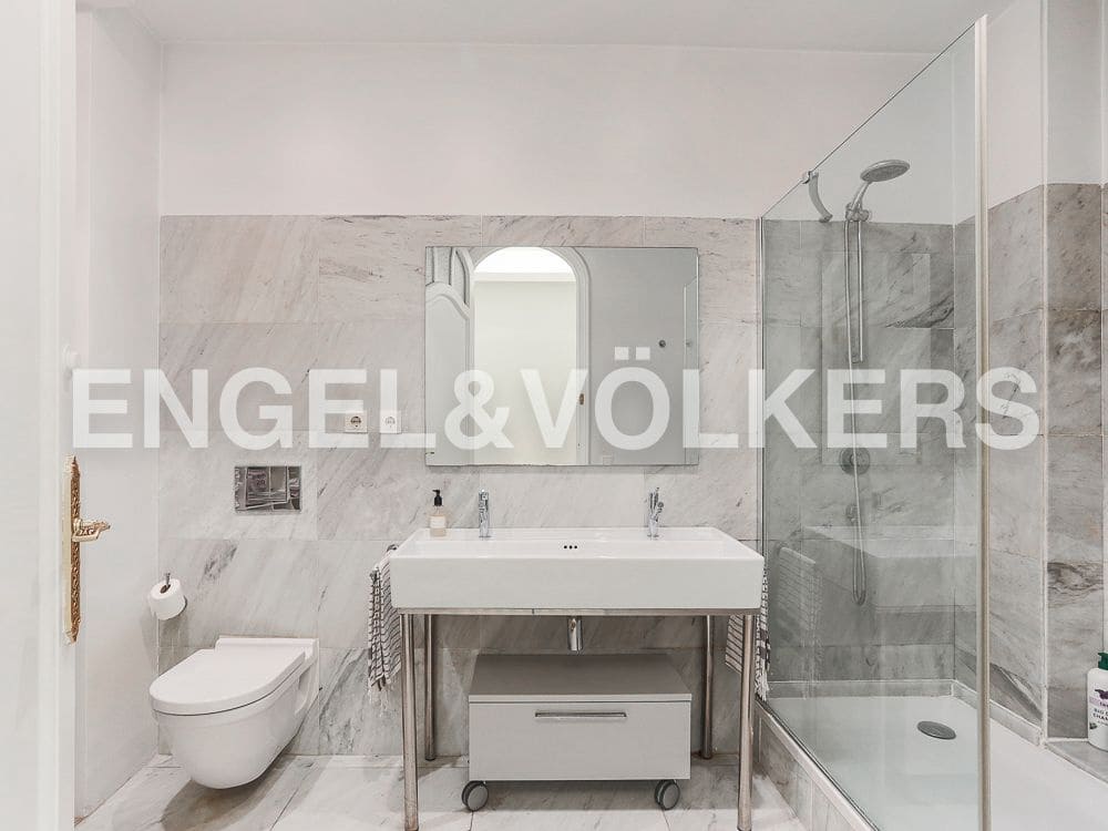 4 Zimmer Wohnung zu verkaufen in Valencia Stadt mit Garage - 1.650.000 € (Ref: 8234719)