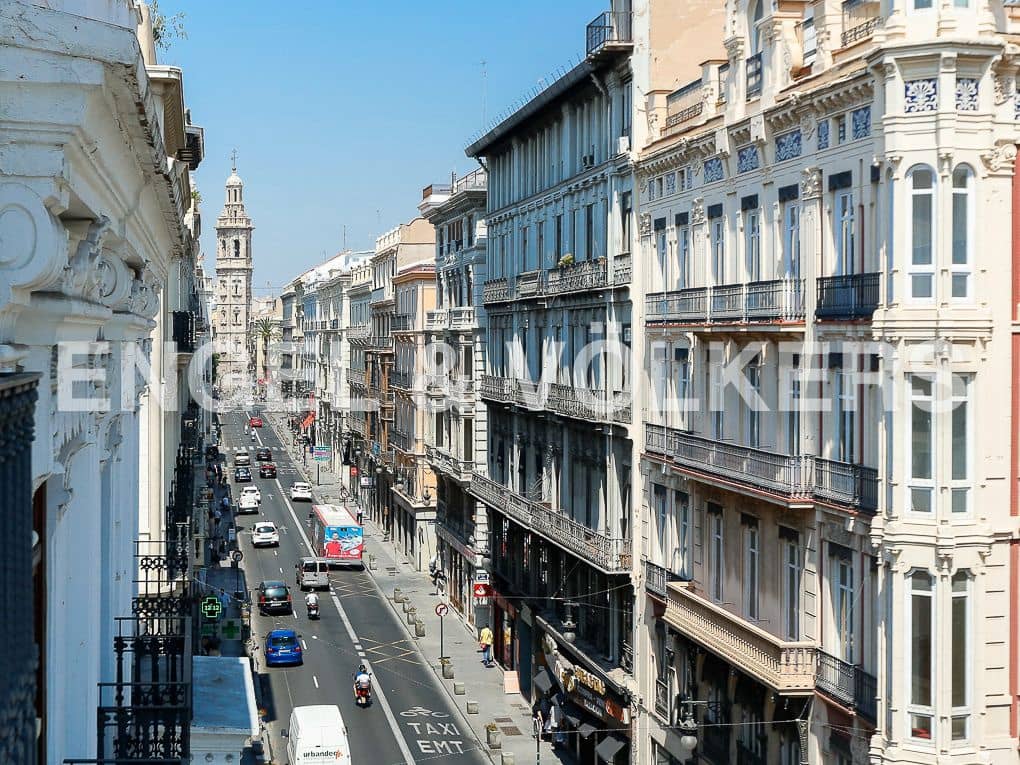 4 Zimmer Wohnung zu verkaufen in Valencia Stadt mit Garage - 1.650.000 € (Ref: 8234719)