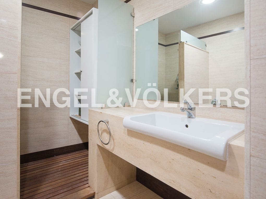 4 bedroom Apartment for sale in Vila-real - € 210,000 (Ref: 8234833)