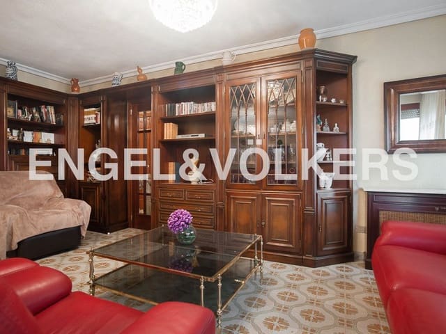 Apartamento de 4 habitaciones en Vila-real en venta - 210.000 € (Ref: 8234833)