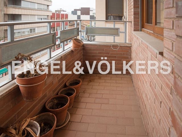 Apartamento de 4 habitaciones en Vila-real en venta - 210.000 € (Ref: 8234833)