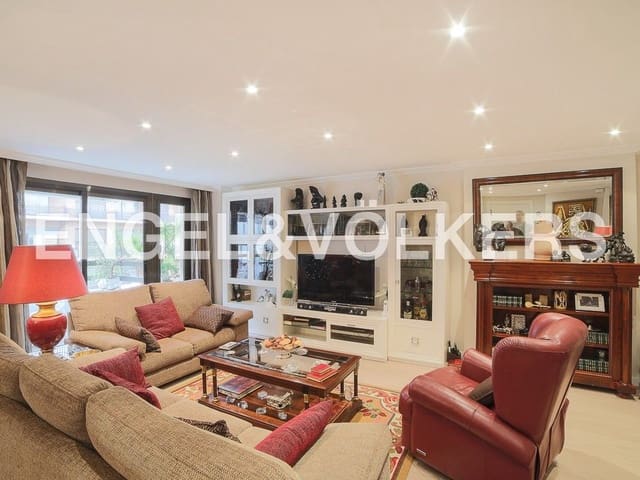 2 slaapkamer Appartement te koop in El Pla del Remei, Valencia stad met garage - € 990.000 (Ref: 8234875)