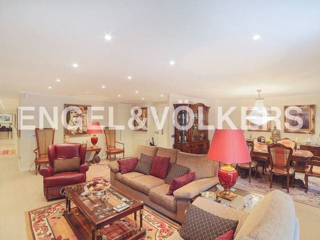 2 slaapkamer Appartement te koop in El Pla del Remei, Valencia stad met garage - € 990.000 (Ref: 8234875)